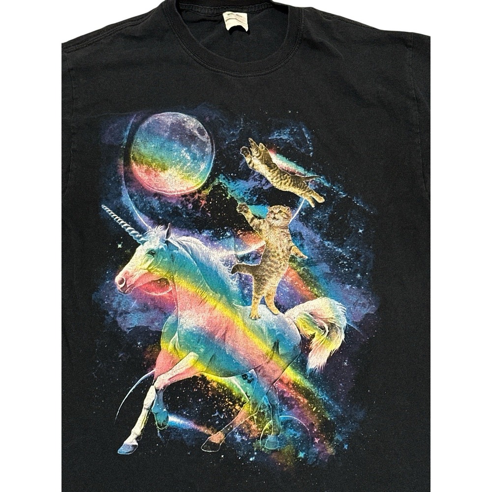 Cats Riding Rainbow Unicorn In Space Psychedelic Fruit Of The Loom T-Shirt SizeM